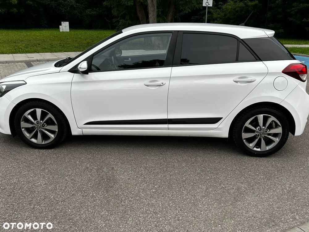 Hyundai i20 1.2 Passion Plus - 2