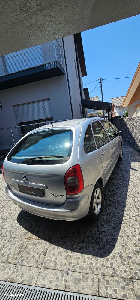 Citroën Xsara 1.6i 16V Exclusive - 3