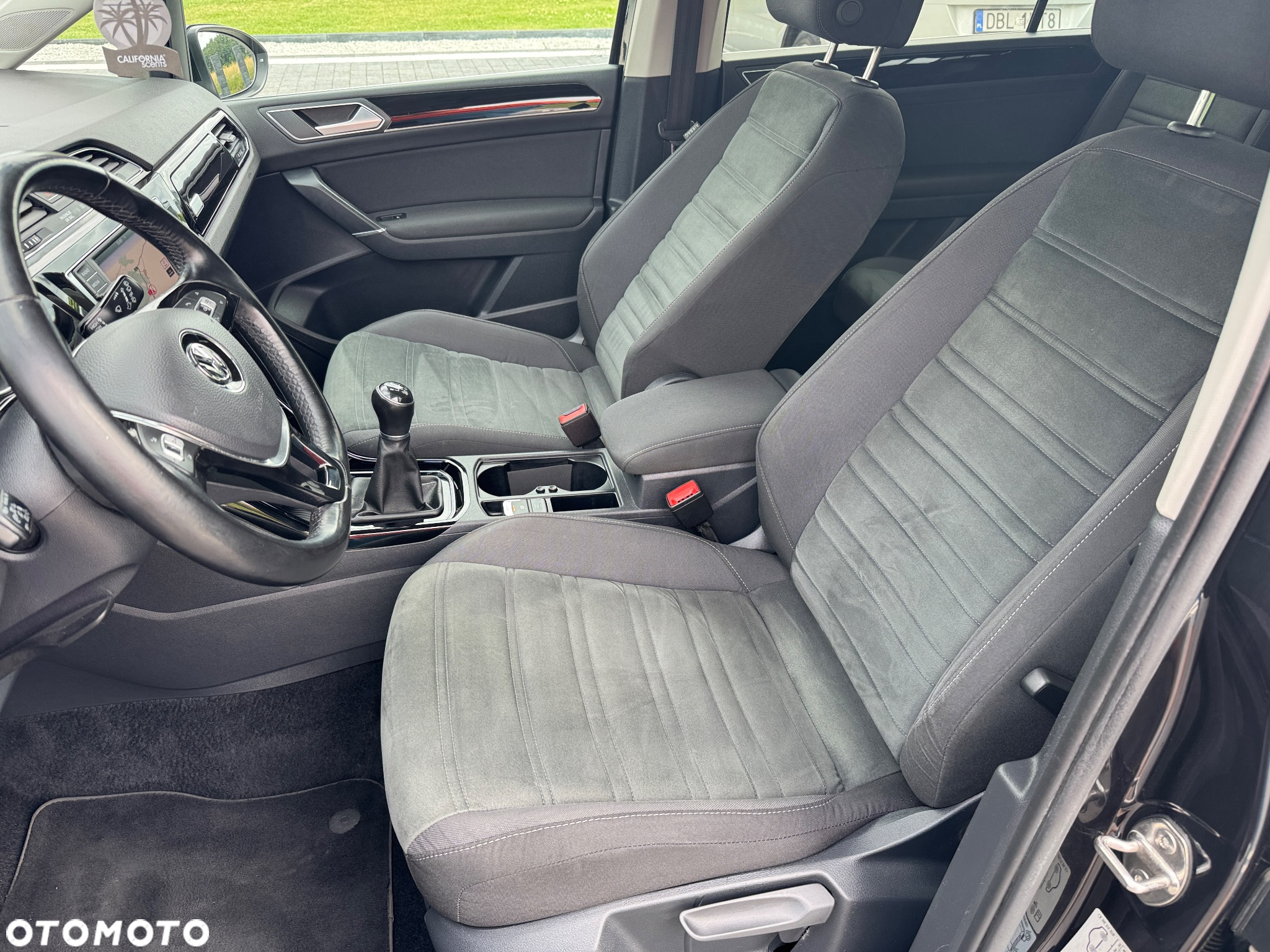 Volkswagen Touran 1.4 TSI BMT Highline - 28