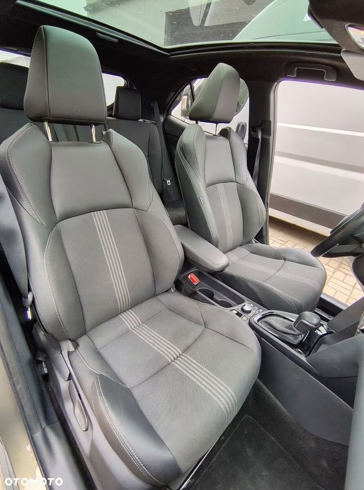 Toyota Yaris Cross Hybrid 1.5 Executive 4x4 - 15