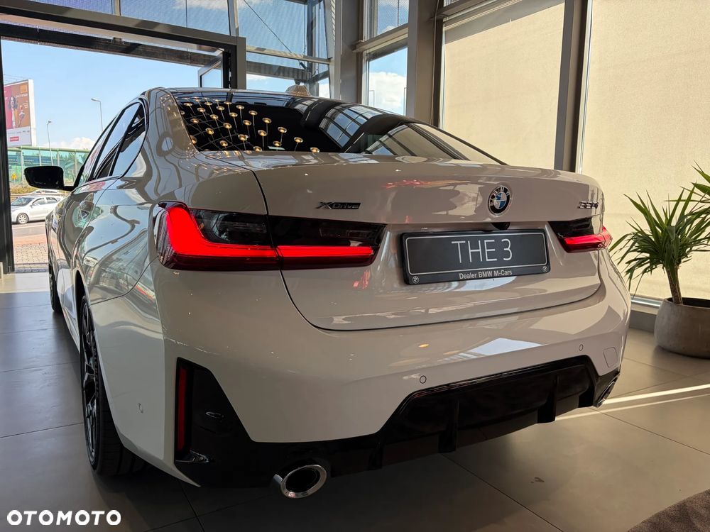 BMW Seria 3 320i xDrive - 14