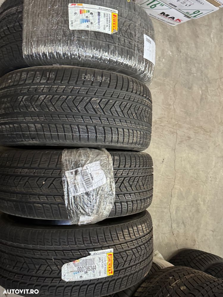 Vând set anvelope 275/45/21-315/40/21 Pirelli de iarnă noi - 1