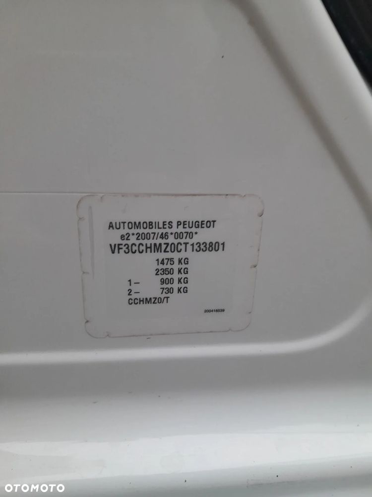 Peugeot 208 - 14