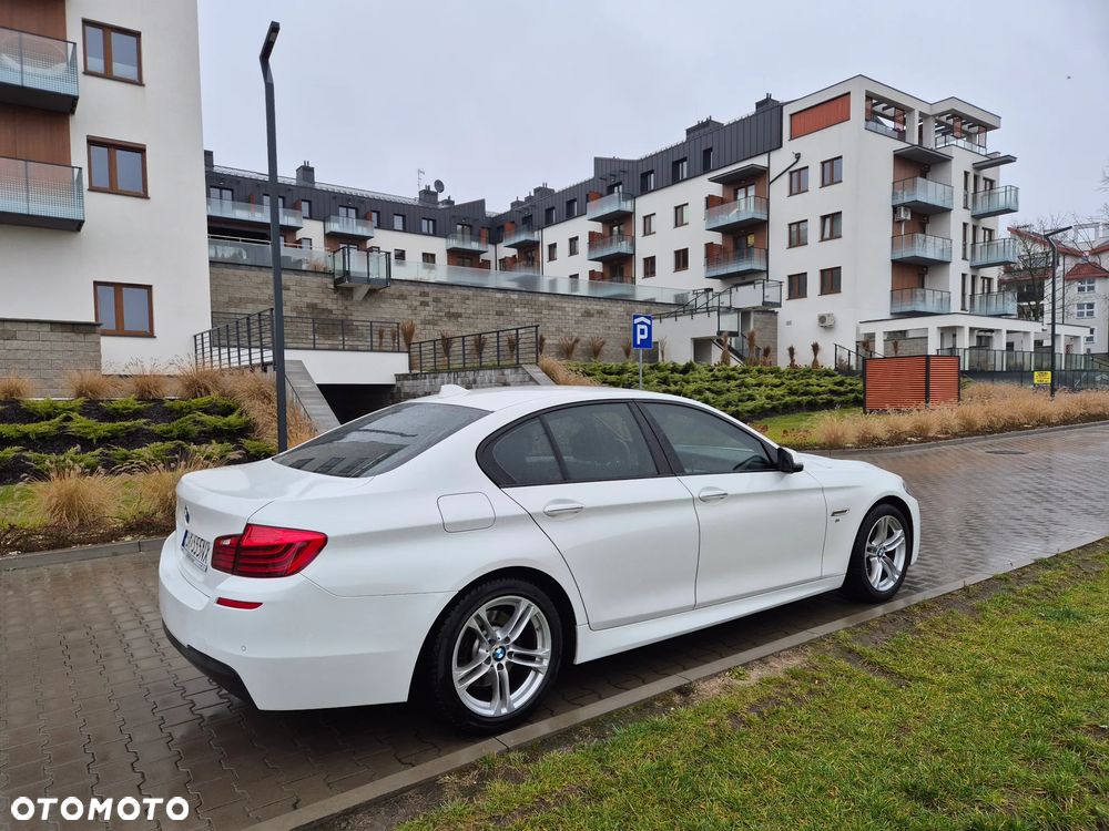 BMW Seria 5 520d M Sport - 17