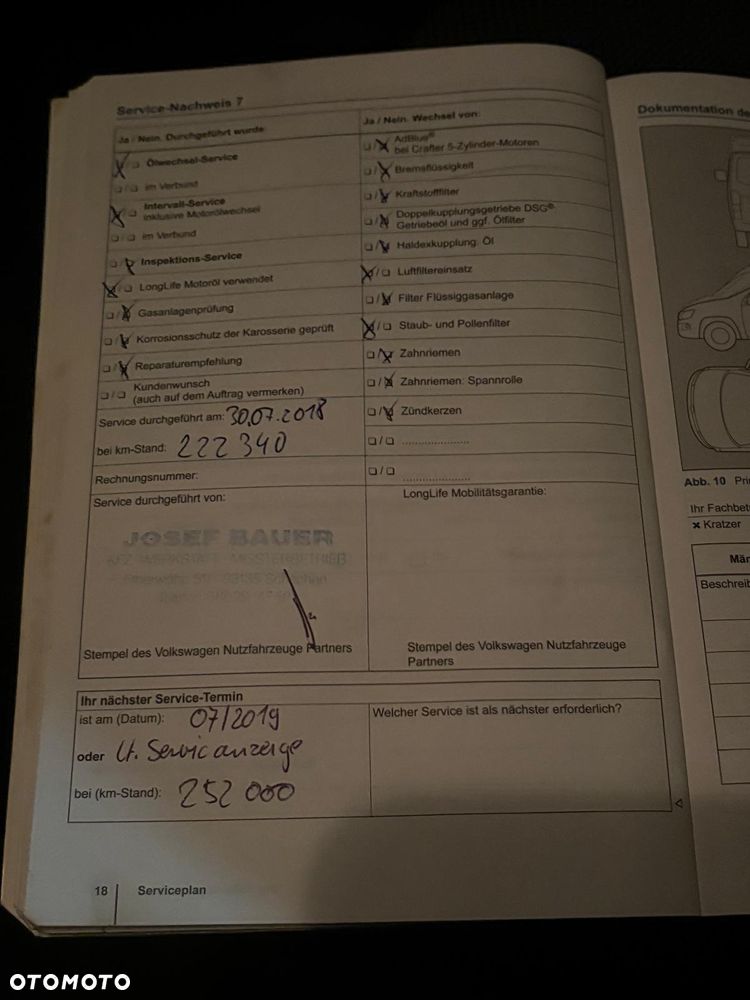 Volkswagen Multivan - 39