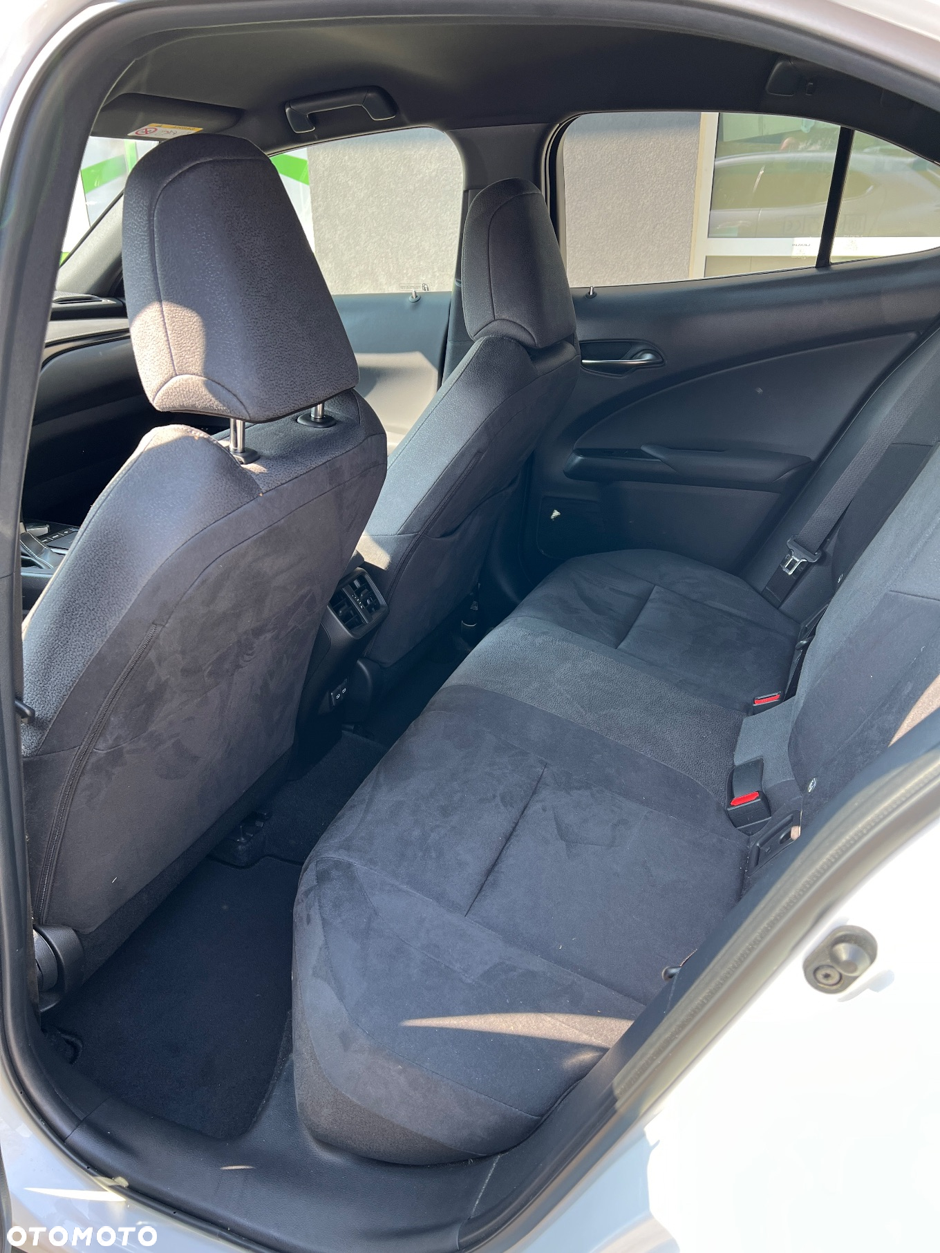 Lexus UX 200 GPF Pure 2WD - 17