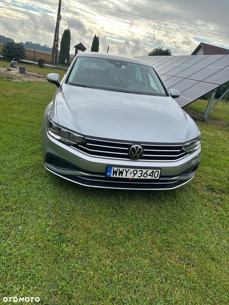 Volkswagen Passat 2.0 TDI EVO Business DSG - 2
