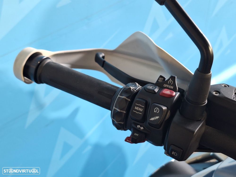 BMW R 1250 GS Adventure Trophy - 8