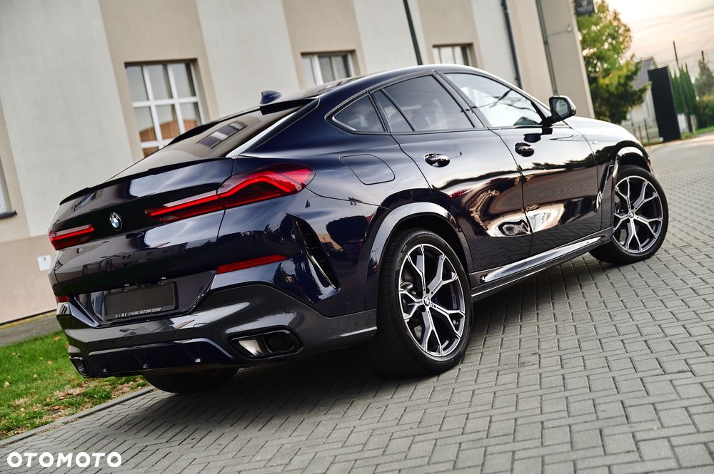 BMW X6 xDrive40d mHEV - 2