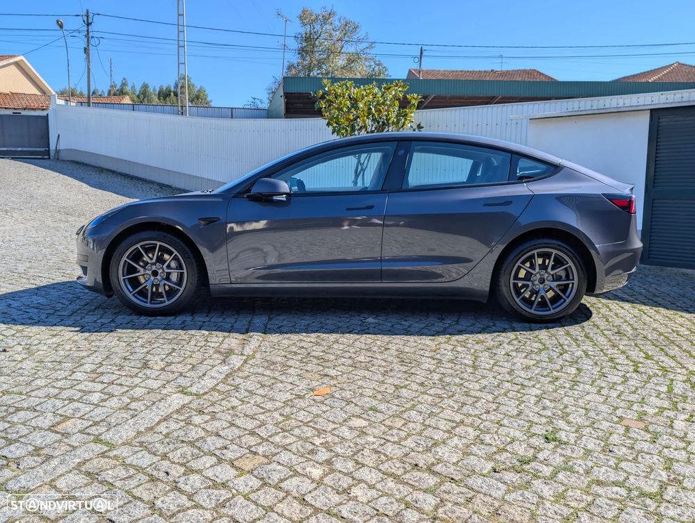 Tesla Model 3 Standard Range Plus RWD - 3