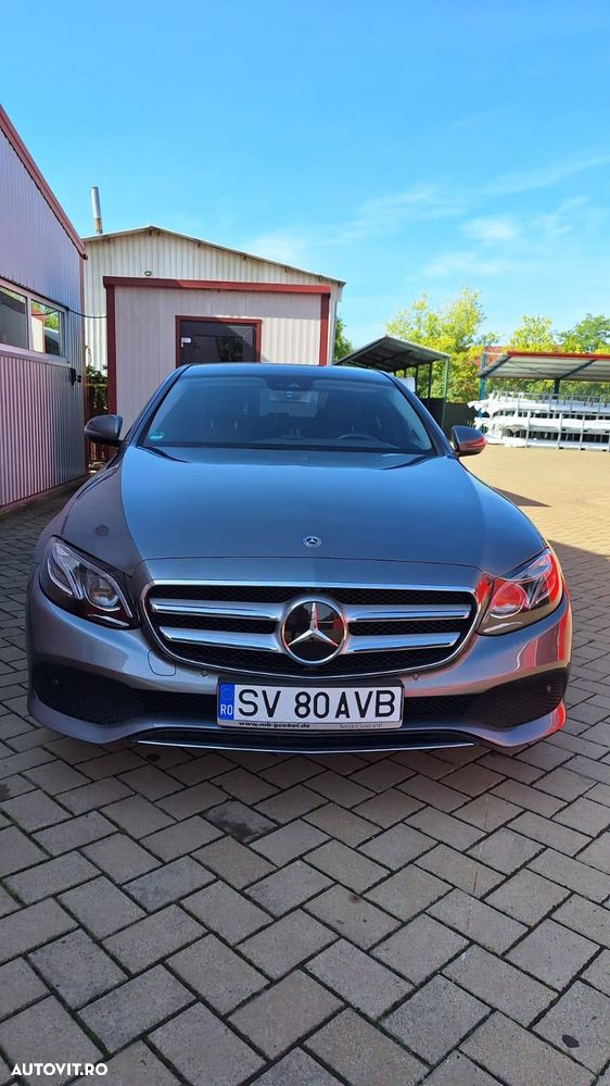 Mercedes-Benz E 220 d Aut. - 2