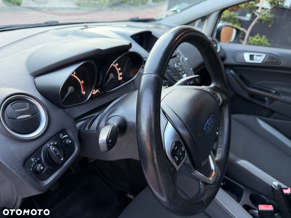 Ford Fiesta - 7