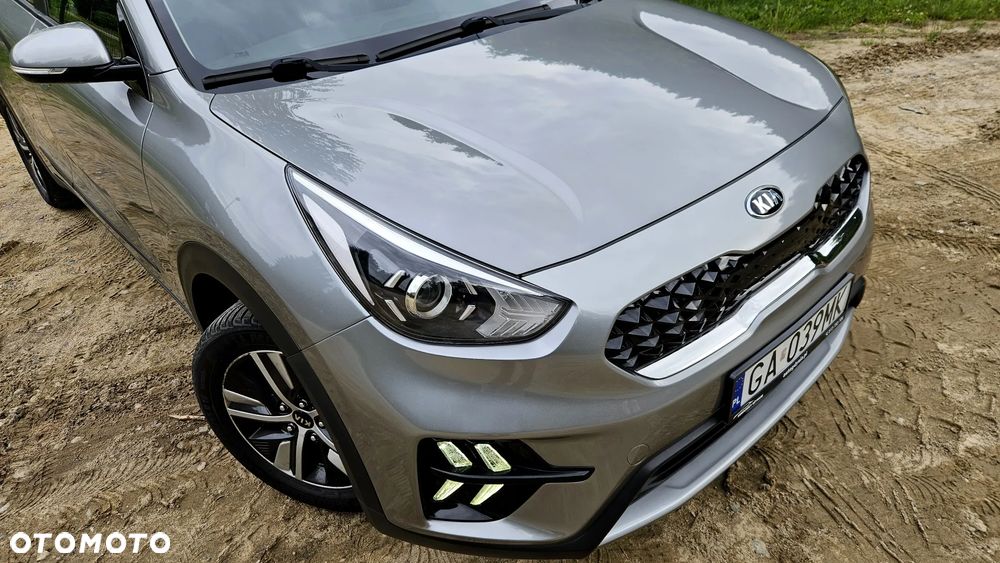 Kia Niro 1.6 GDI 2WD Edition 7 - 10