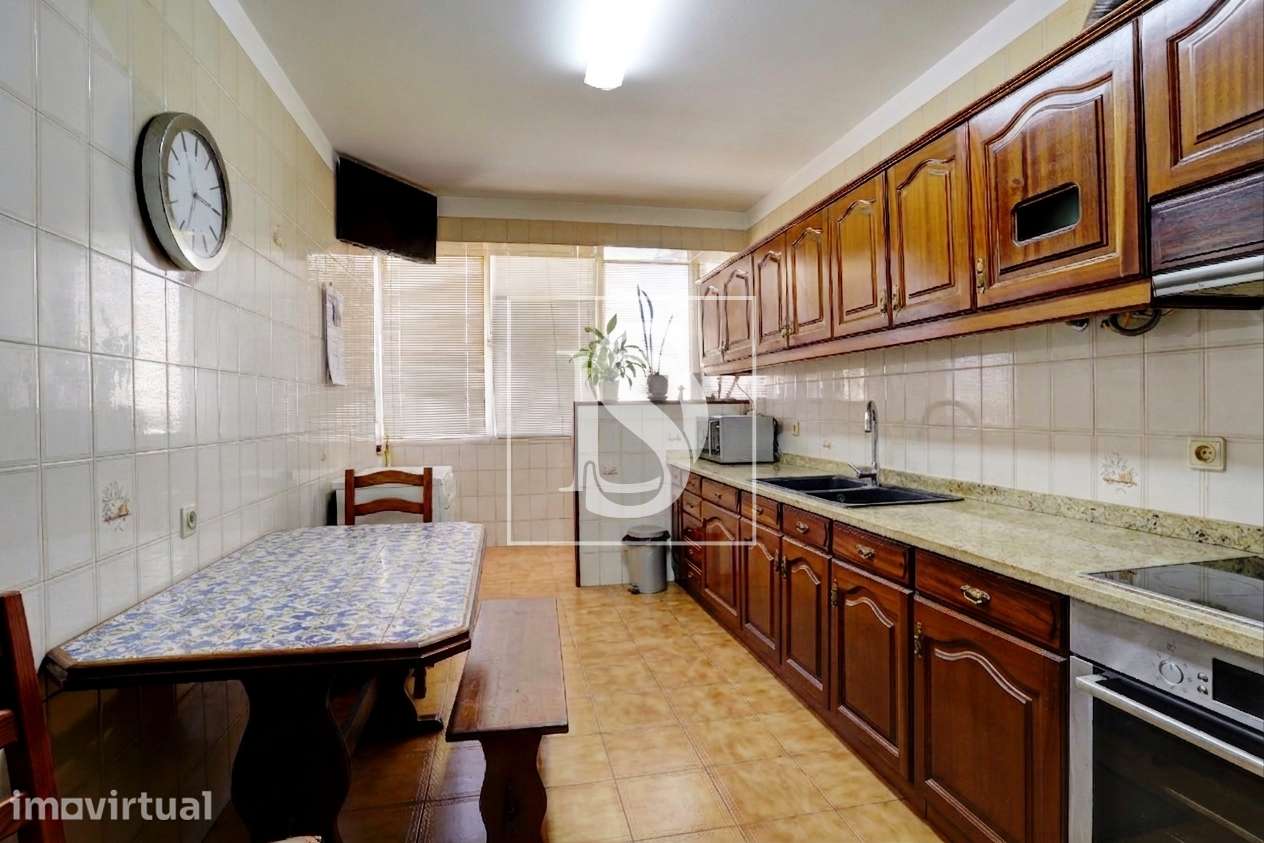 Apartamento T4 localizado na Póvoa de Varzim, a 600 metros da praia. - Grande imagem: 4/22