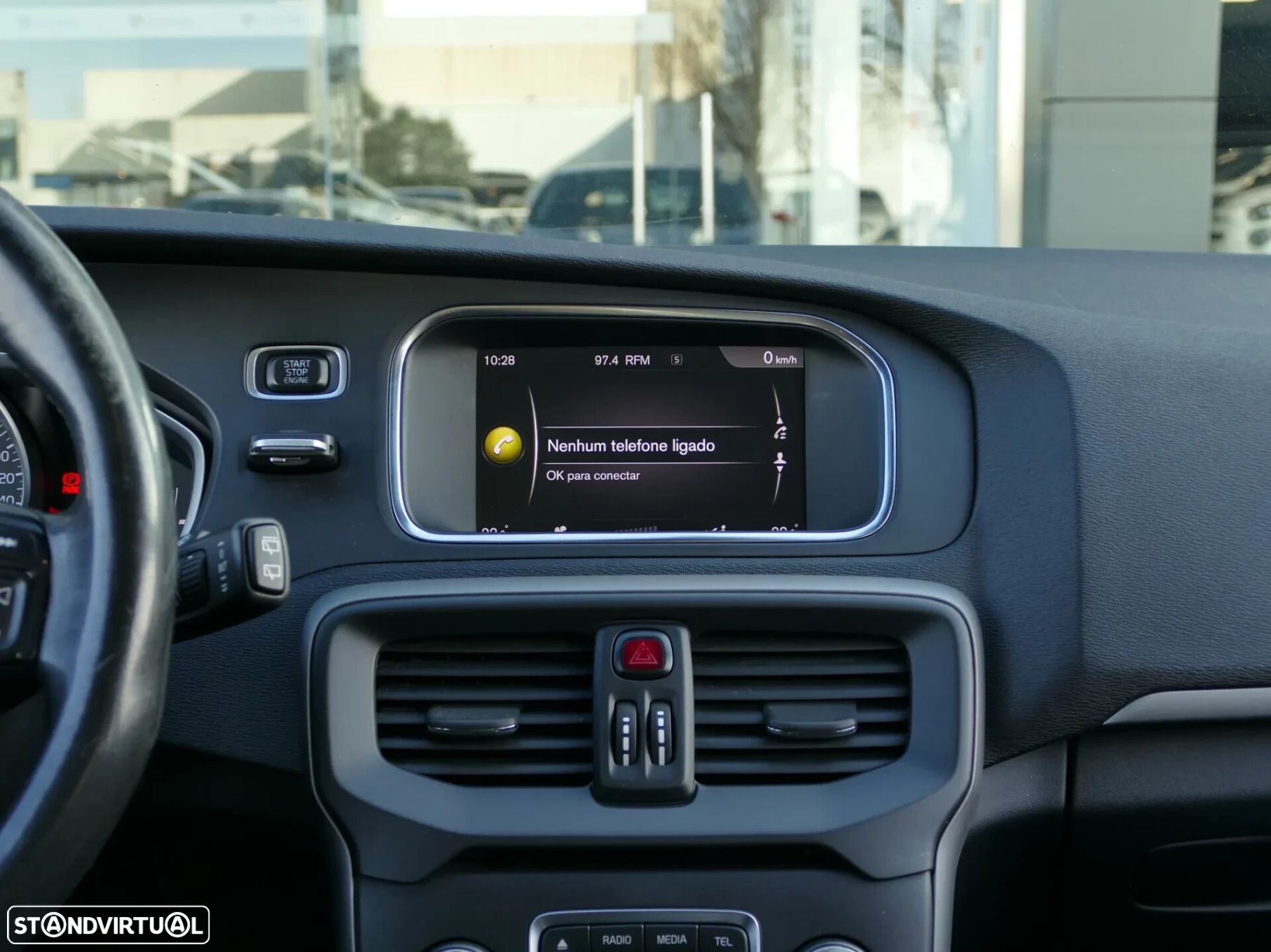 Volvo V40 2.0 D2 Momentum - 17