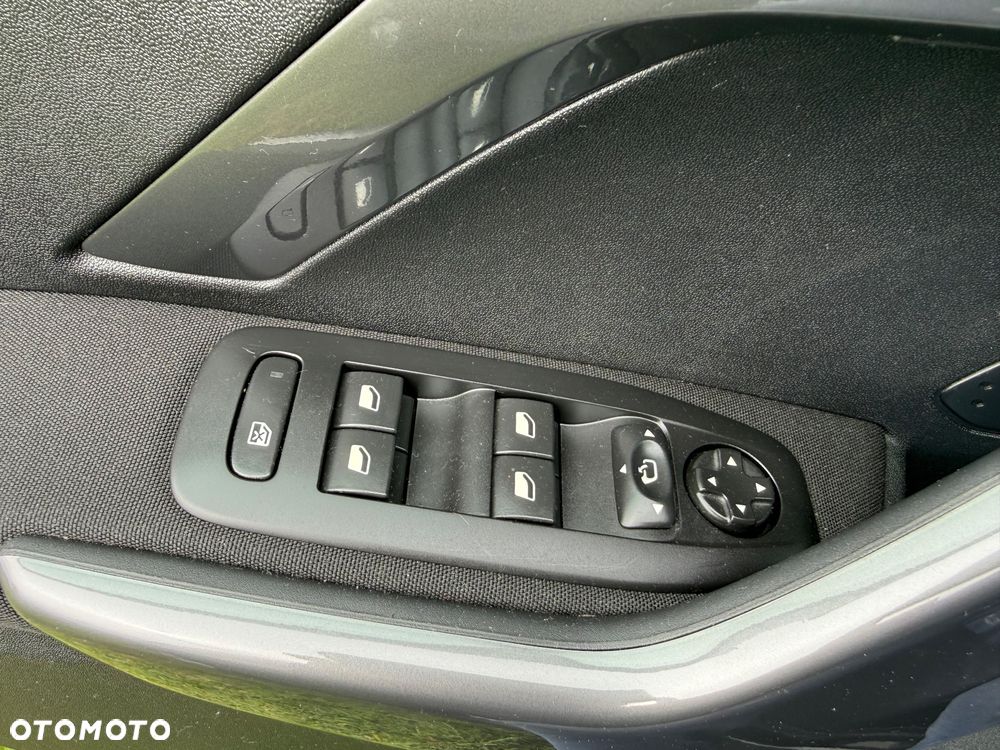 Peugeot 2008 1.5 BlueHDi Style - 9