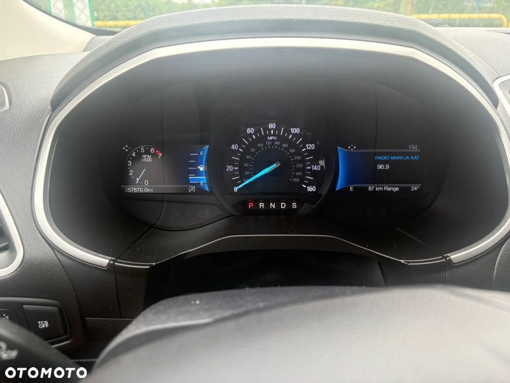 Ford Edge - 16