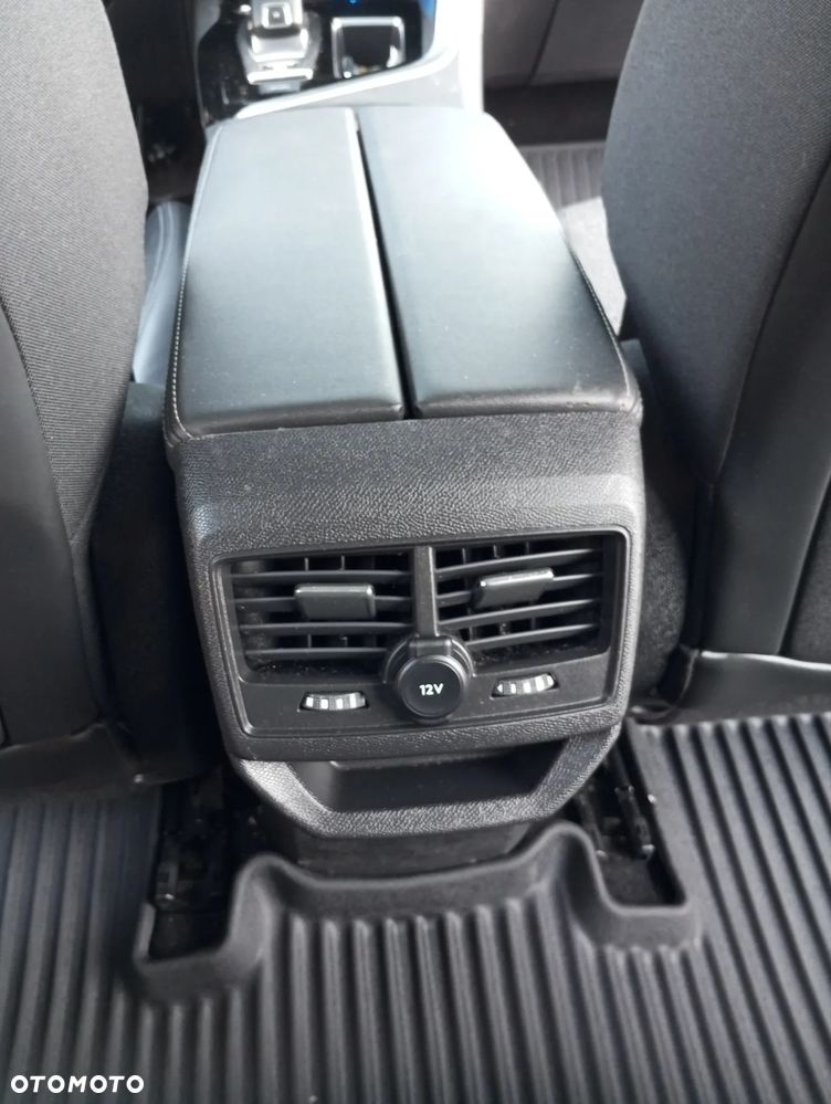 Peugeot 3008 BlueHDi 180 Stop & Start EAT8 GT - 10