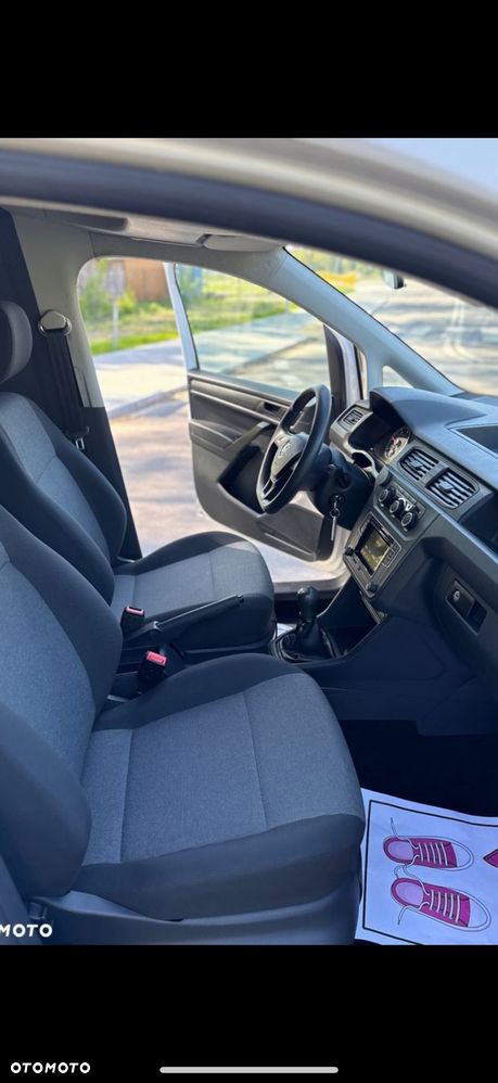 Volkswagen Caddy - 10
