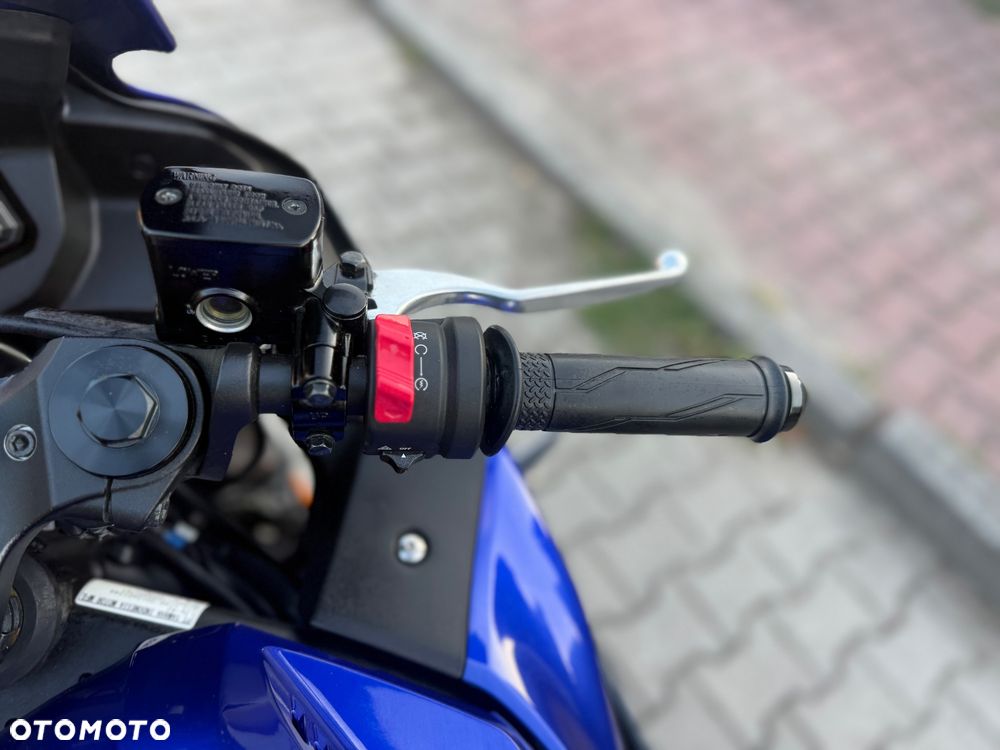 Yamaha R3 - 26