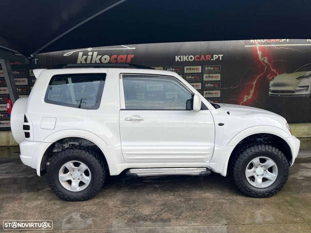 Mitsubishi Pajero 3.2 DI-D GLS - 10