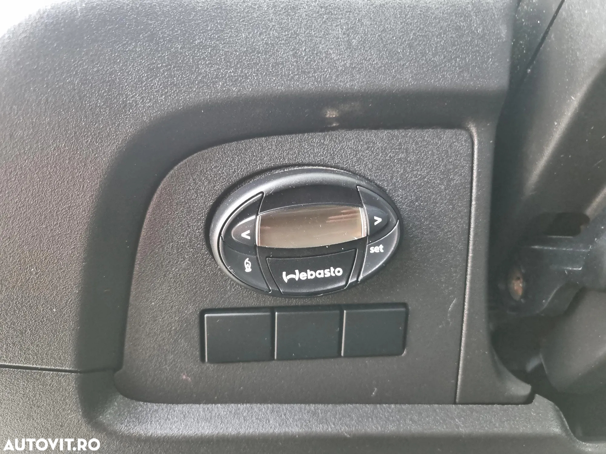 Iveco Daily 35-140 Cab - 12