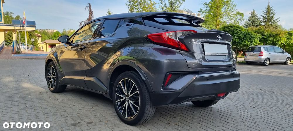 Toyota C-HR Style - 16