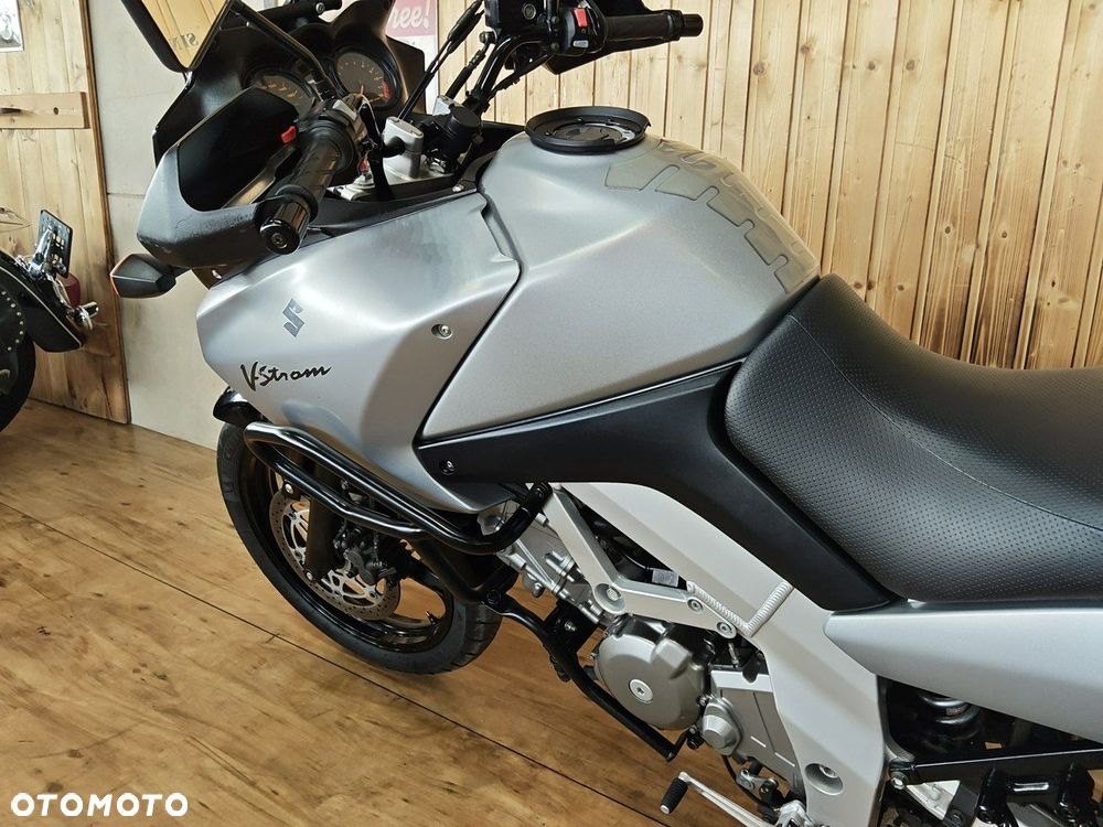 Suzuki DL - 17