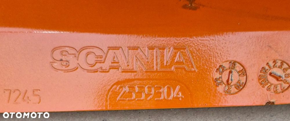 SCANIA R S STOPNICA OBUDOWA NAKŁADKA PRAWA 2559304 - 2