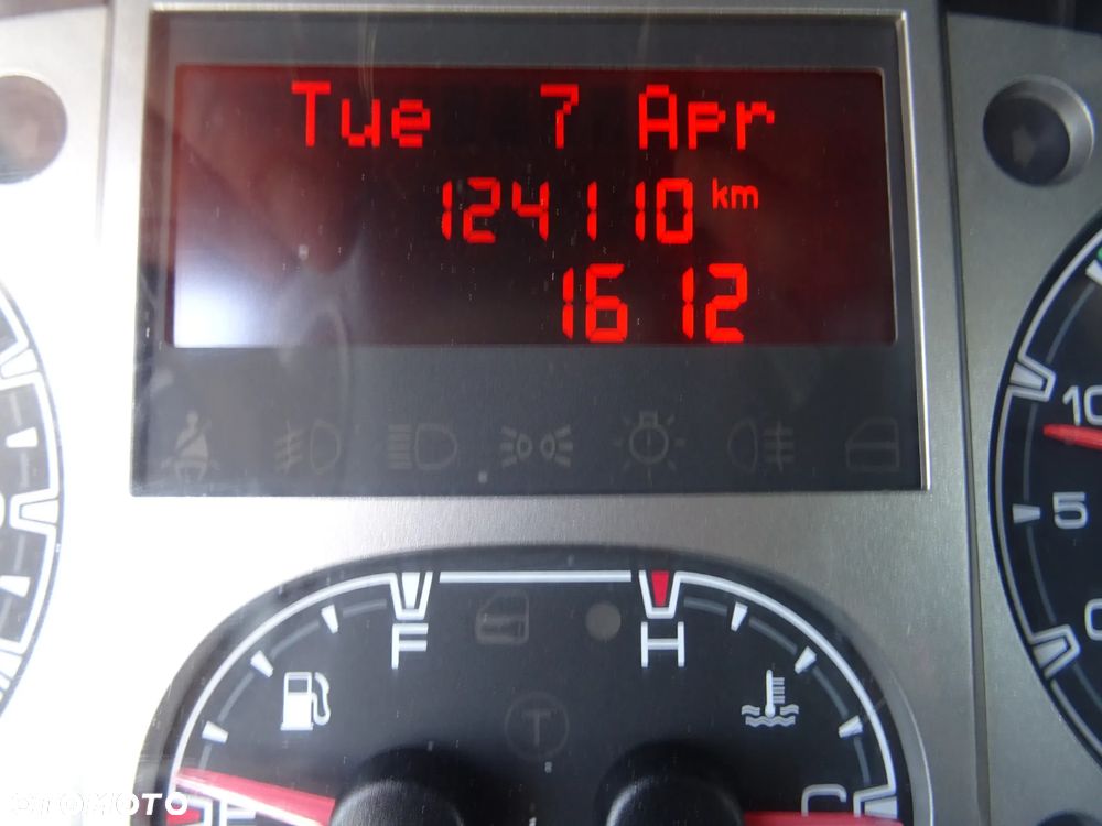 Iveco 35c18 Wywrotka 124 tys km 3,0 HPI 180KM Hak Oryginał Super Stan - 24