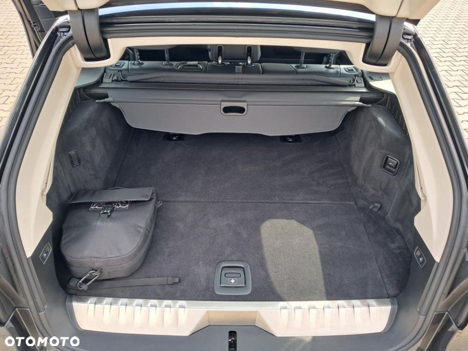 BMW Seria 5 - 12