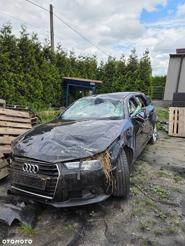 Audi A4 Avant - 1