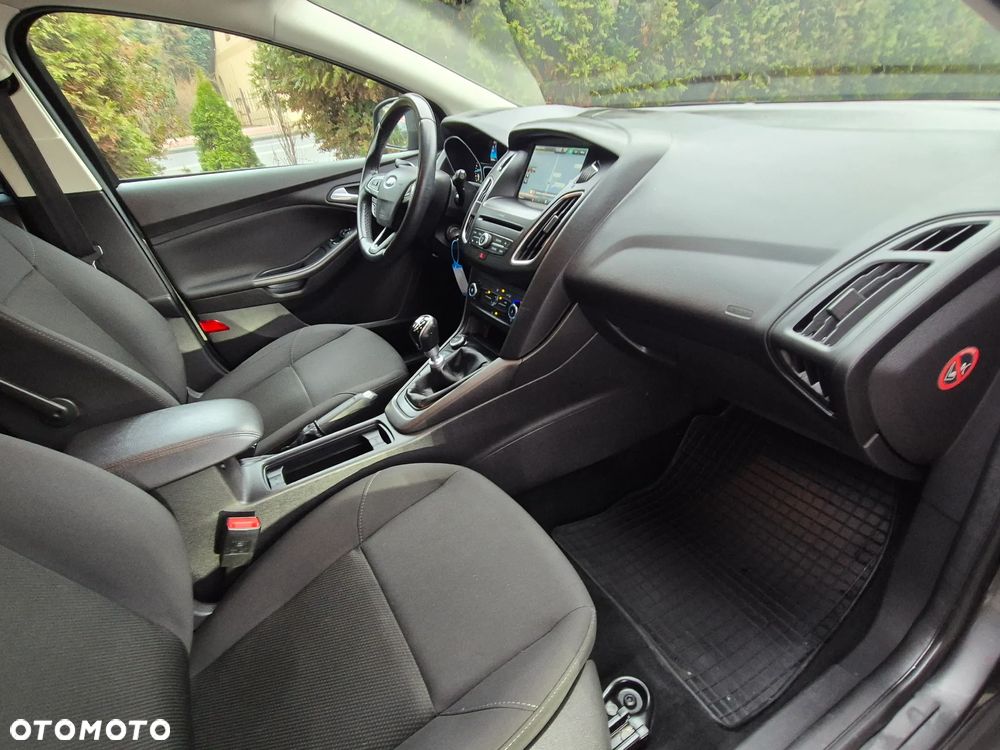 Ford Focus 1.0 EcoBoost SYNC Edition ASS - 32