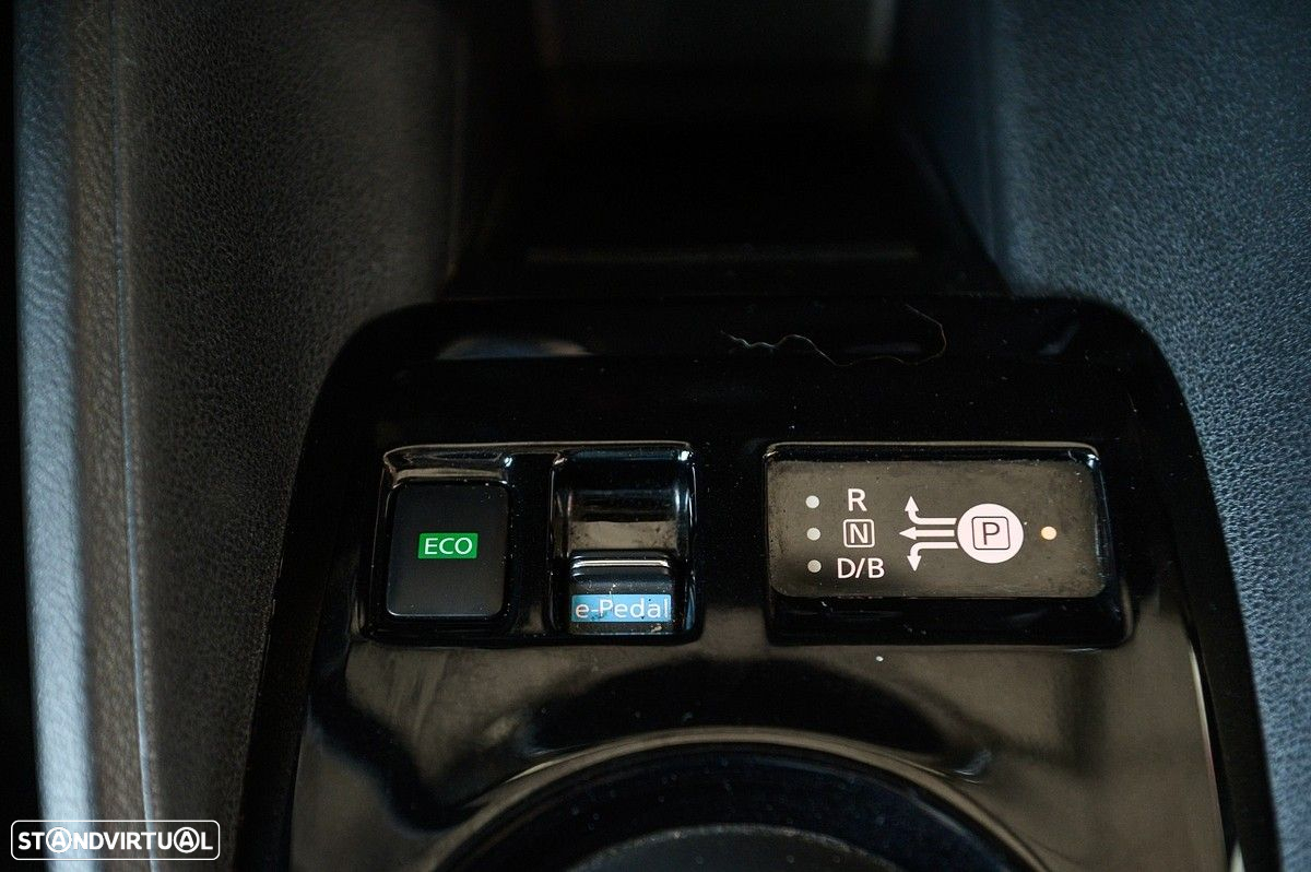 Nissan Leaf Acenta - 28