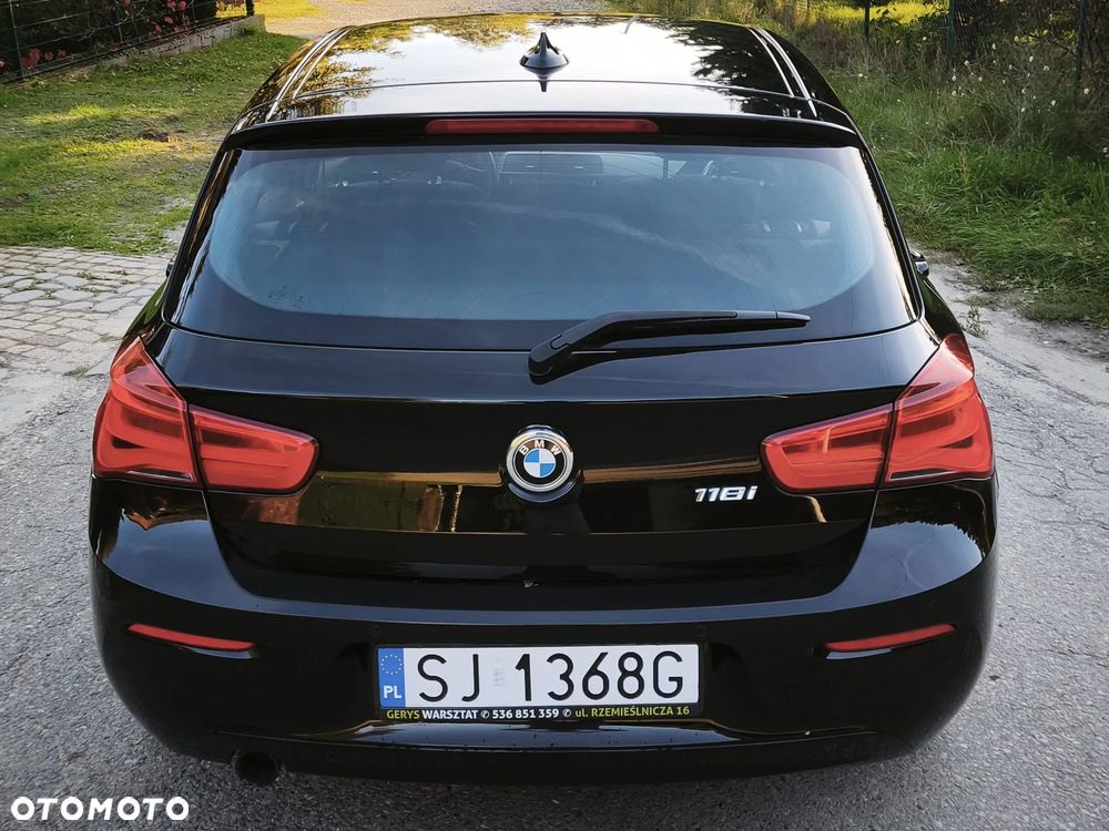 BMW Seria 1 118i Sport Line - 27