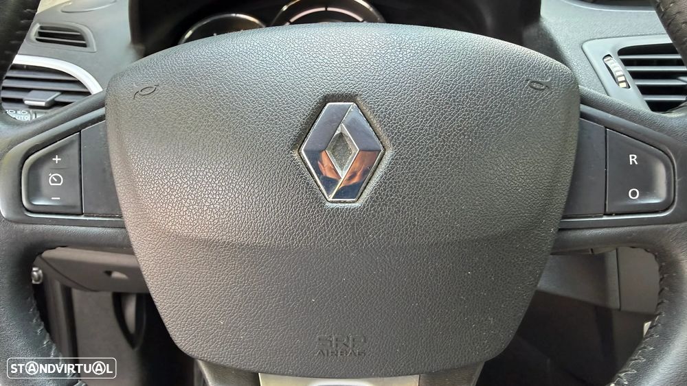 Renault Mégane 1.5 dCi Dynamique - 8