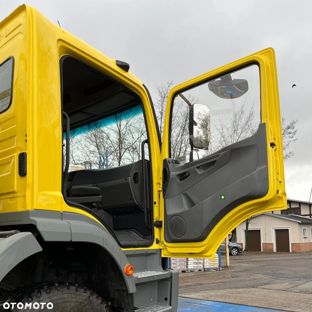 Mercedes-Benz AXOR - 16