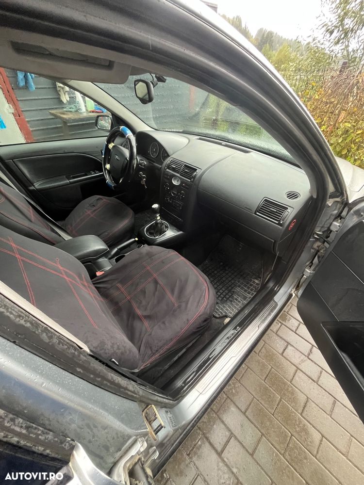 Ford Mondeo 2.0TDCi Ambiente - 6