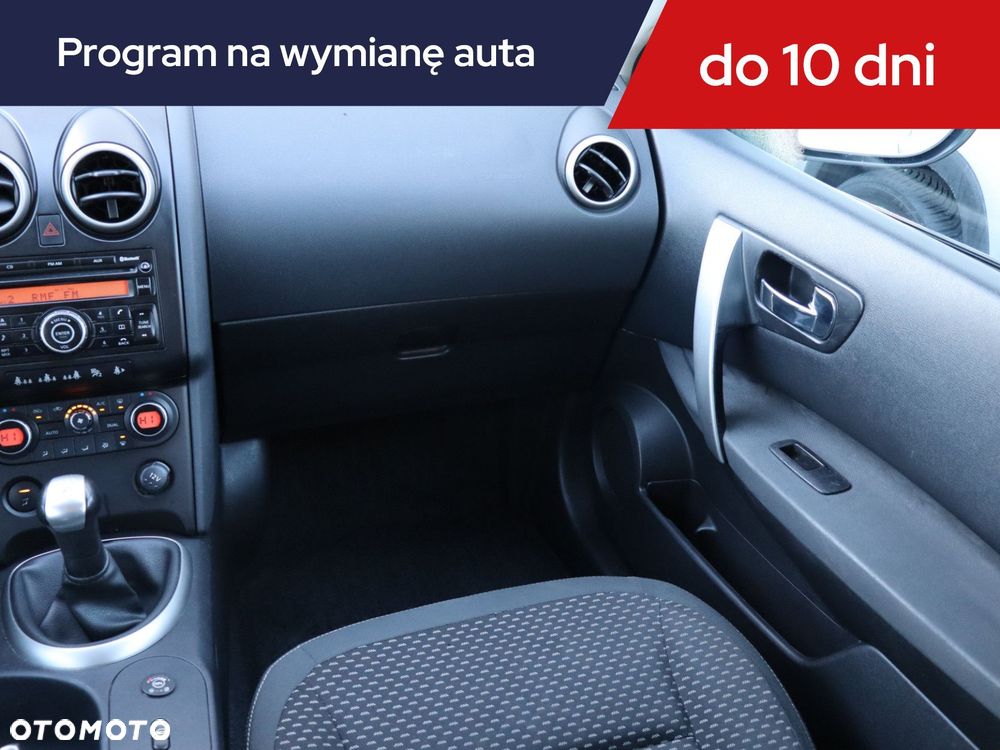 Nissan Qashqai - 10