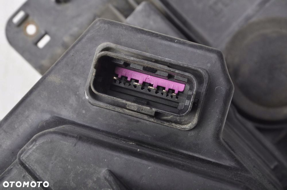 RENAULT THALIA II LAMPA PRAWA PRZEDNIA PRAWY PRZÓD EUROPA - 7