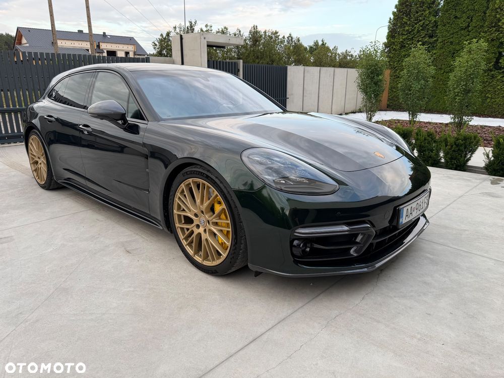 Porsche Panamera Turbo S - 1