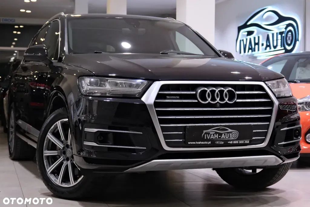 Audi Q7 3.0 TFSI Quattro Tiptronic - 1