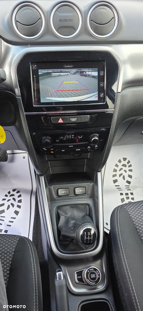 Suzuki Vitara 1.0 Boosterjet Premium 4WD - 21
