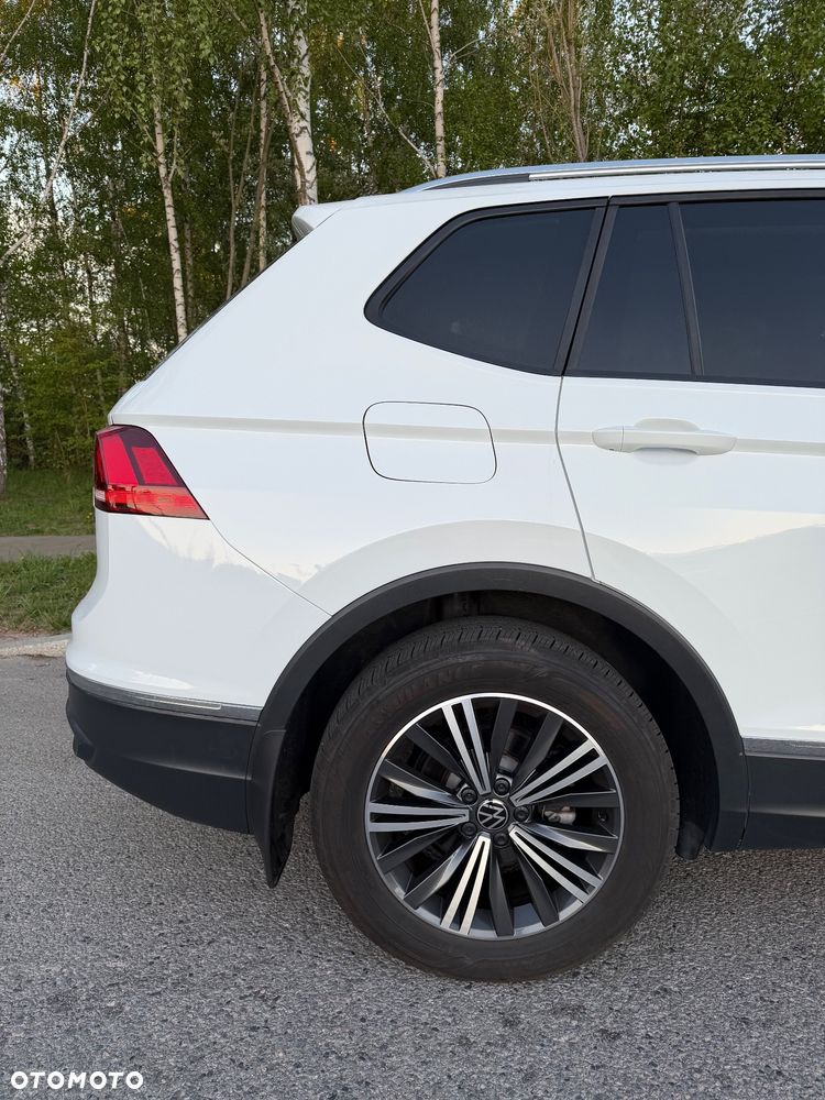 Volkswagen Tiguan Allspace 2.0 TSI 4Mot Life DSG - 8