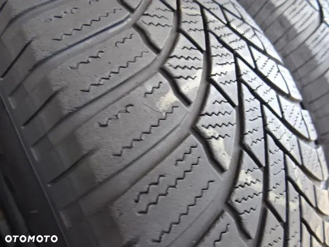 235/65/r17 108H Bridgestone Blizzak LM005 - 4