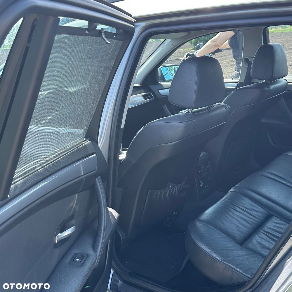 BMW Seria 5 - 23