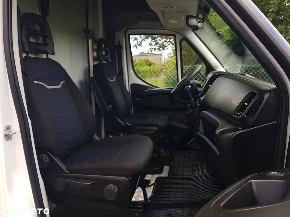 Iveco DAILY KONTENER NISKOPODŁOGOWY 4,44x2,23x2,43 SKLEP FOODTRUCK BAR KLIMA KONIOWÓZ KAMPER - 8