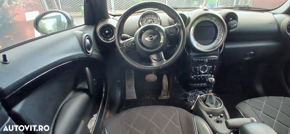 Mini Countryman Cooper D ALL4 AT - 28