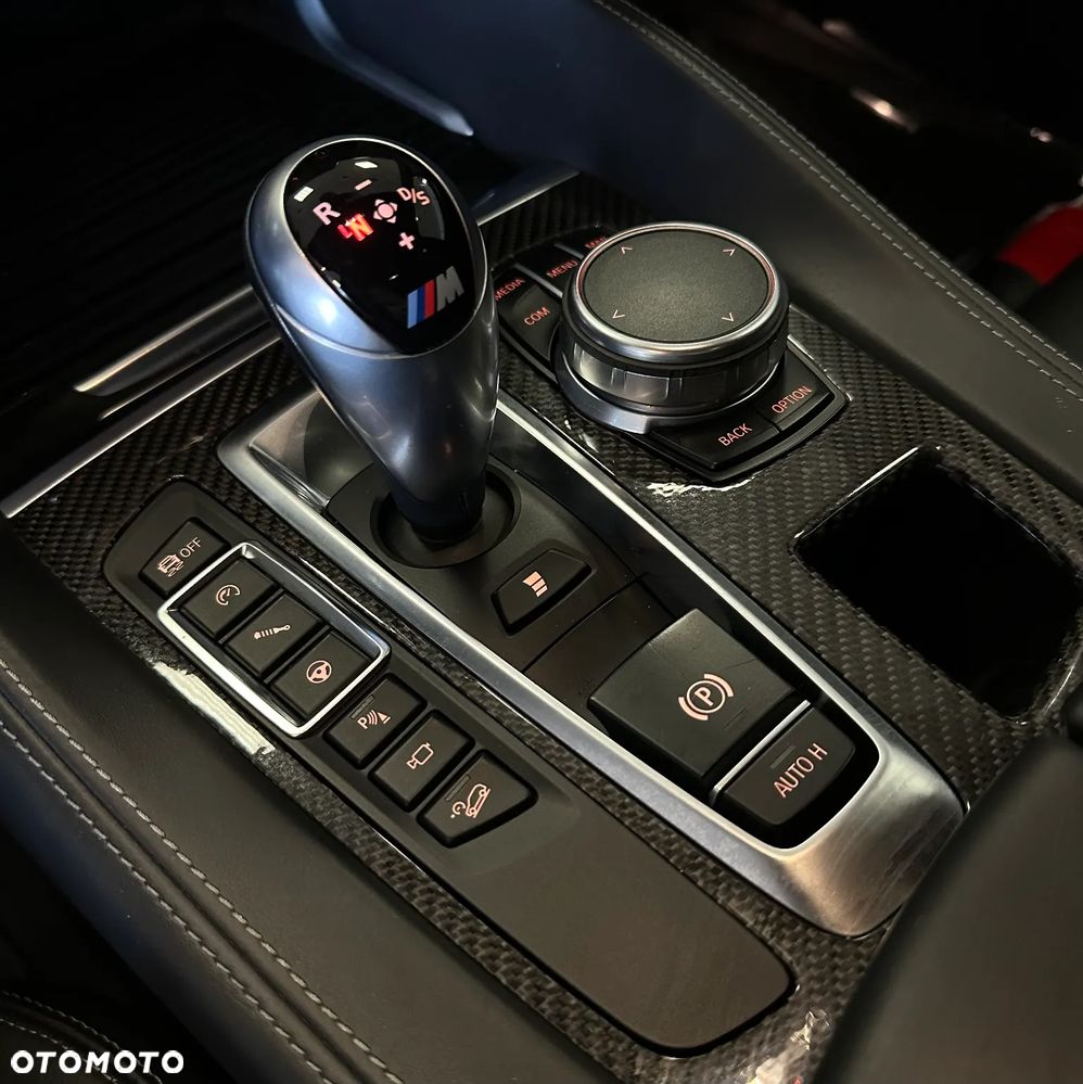 BMW X6M - 15