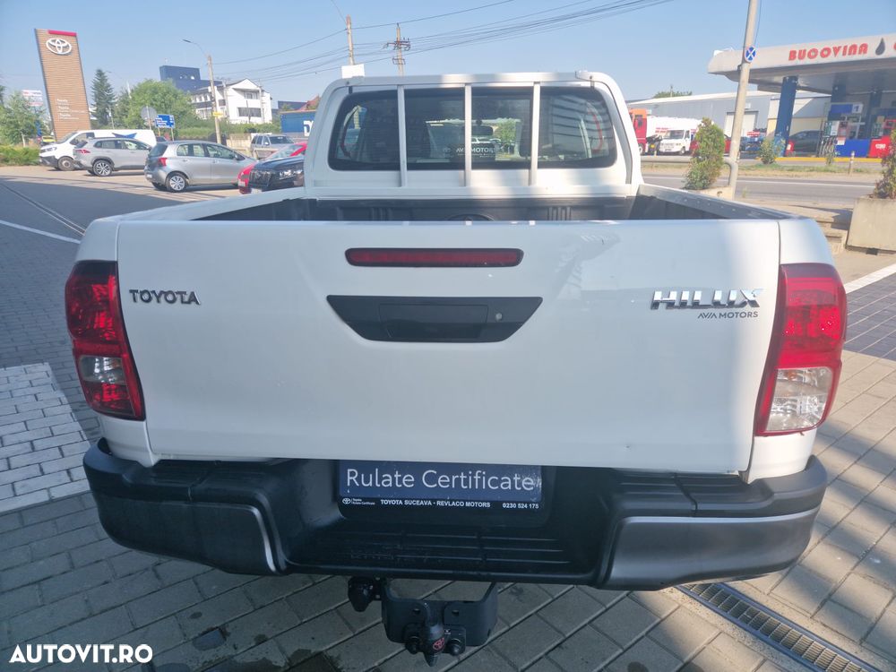 Toyota Hilux 2.4D 150CP 4x4 Double Cab 6MT Comfort - 8